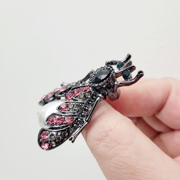 Brand New Black & Pink Bumblebee Rhinestone Brooch Pin - Picture 5 of 9